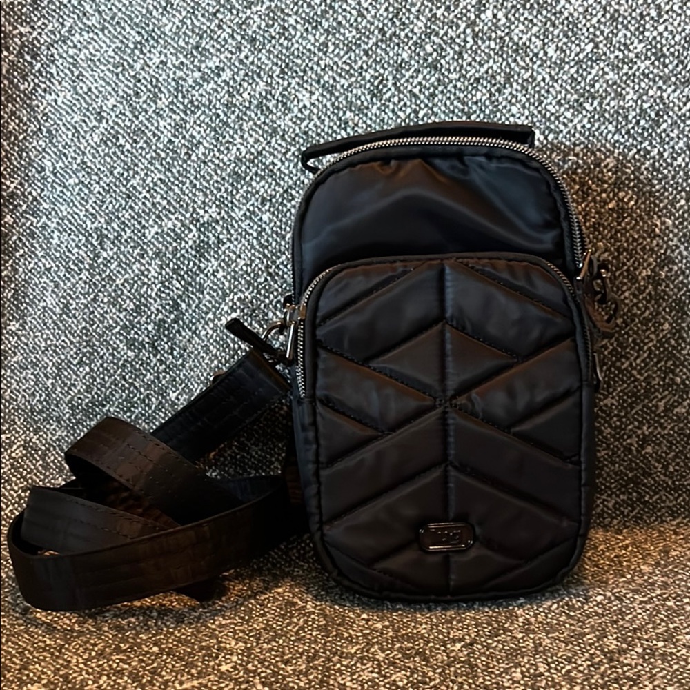NWOT Lug Skeeter Mini Convertible Crossbody Bag